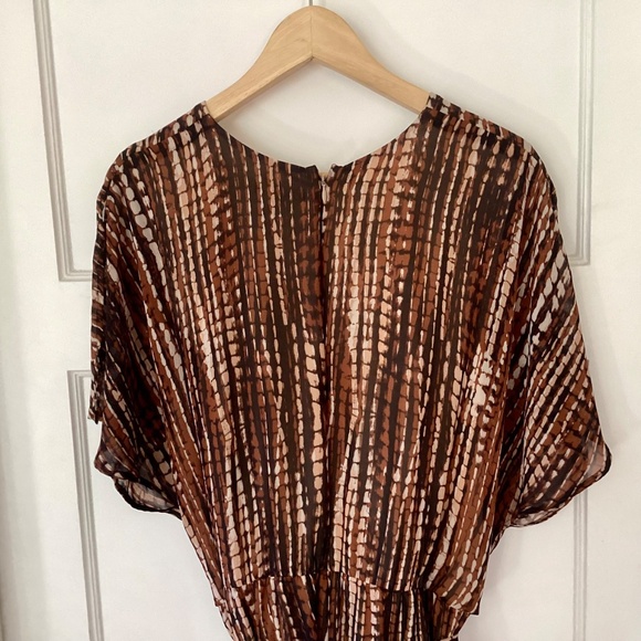 Lane Bryant Printed Faux Wrap Maxi Dress 22W Brown Ruffled Flutter Sheer V-neck - Picture 9 of 13